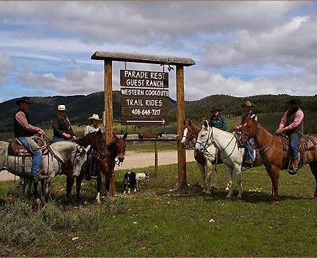 Parade Rest Ranch Hotel West Yellowstone Eksteriør billede